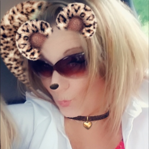 Meet your Posher, Jen - Picture 1 of 1